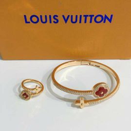 Picture of LV Bracelet _SKULVbracelet11ly11511192